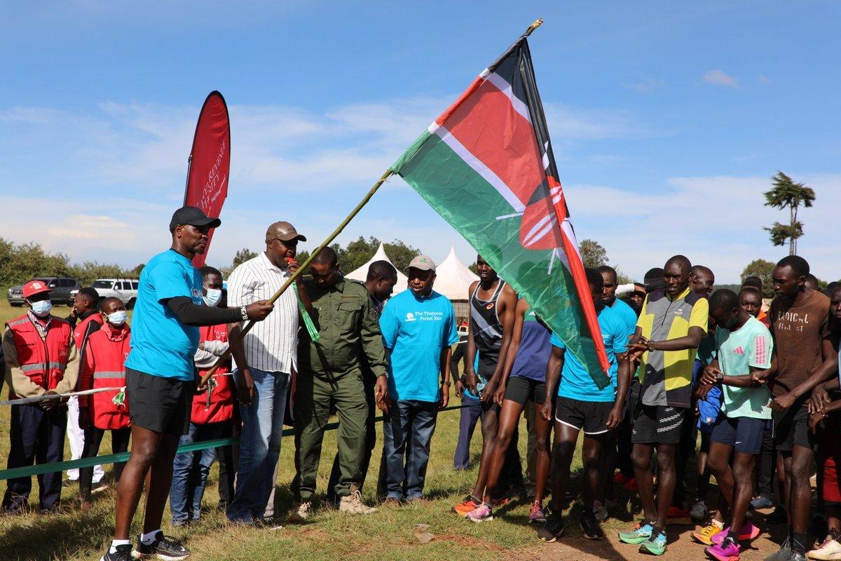 NEMA Director General, Mamo B. Mamo, EBS joins PS Environment and Climate Change, Eng. Festus Ngeno and Kesses Constituency MP, Hon. Julius Rutto as they flag off the Timboroa Forest Run. The Run is a buildup towards #WorldWetlandsDay to be held on 2nd Feb at Timboroa Dam.